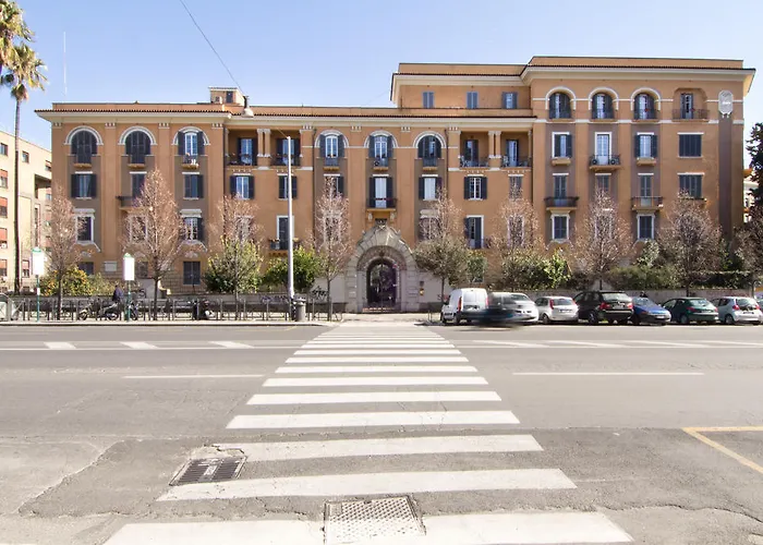 Alex Place Roma